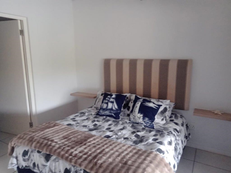 5 Bedroom Property for Sale in Paradise Beach Eastern Cape